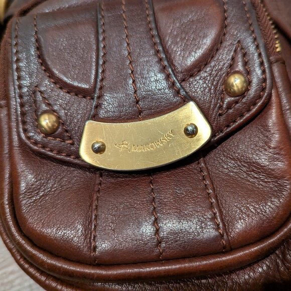 B. Makowski Brown Soft Leather Shoulder Bag Y2K Slouchy Front Pockets Brass - Picture 5 of 16